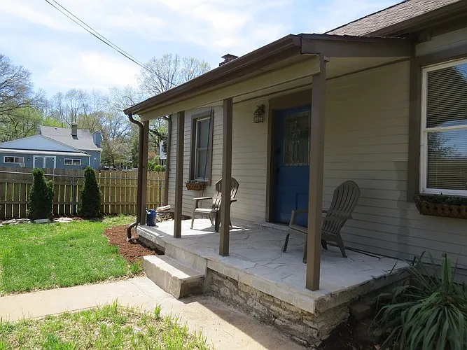 1021 Jamieson Ln photo 1
