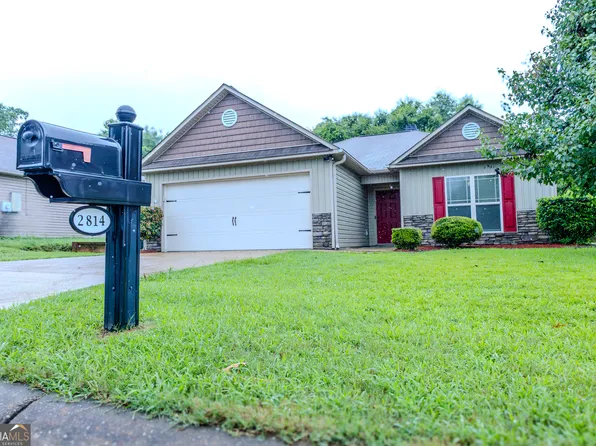 2814 Nancy Dr, Phenix City, AL 36870