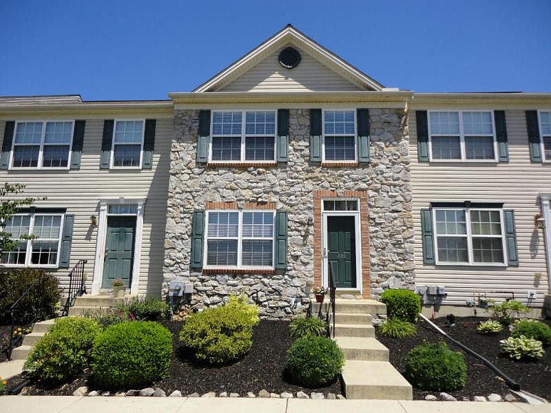 1st image of 428 Knollwood Rd