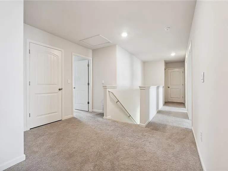 100 Fernbrook Trl — Photo 24