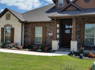 1603 Gaines St, Pea Ridge, AR 72751