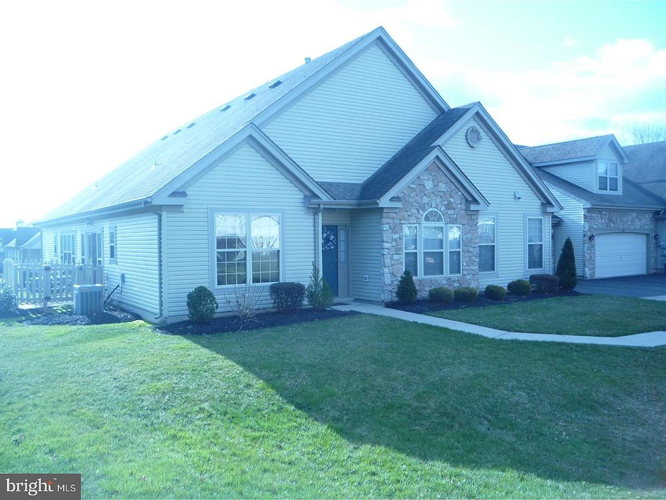 1st image of 62 Legacy Oaks Dr Unit 93