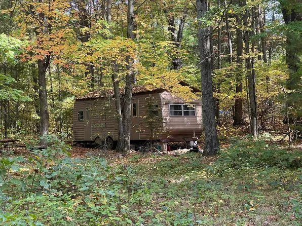 Woodview Dr, Harrison, MI 48625