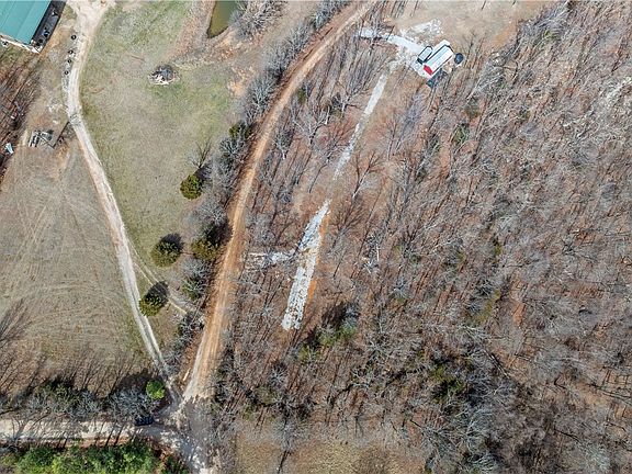 5th image of Summit Rd