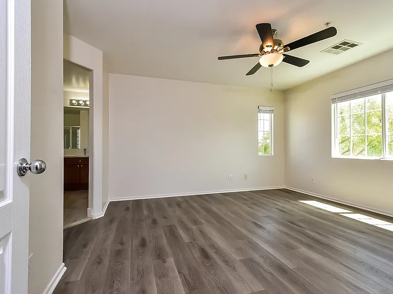 7557 Cultural Ct — Photo 9
