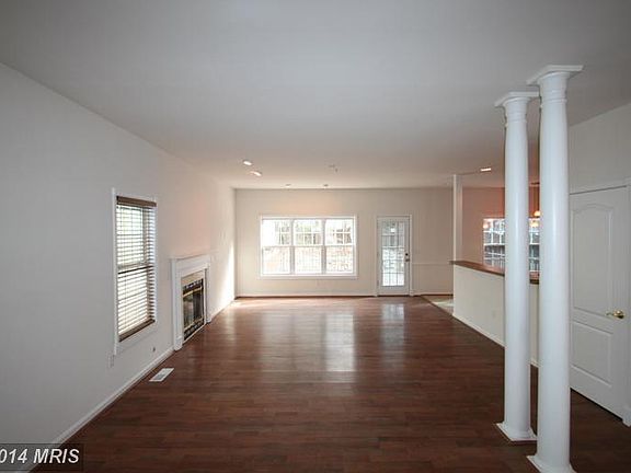 5th image of 7417 Drew Ln