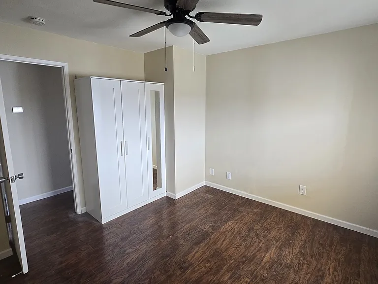4844 Libra Ct — Photo 15
