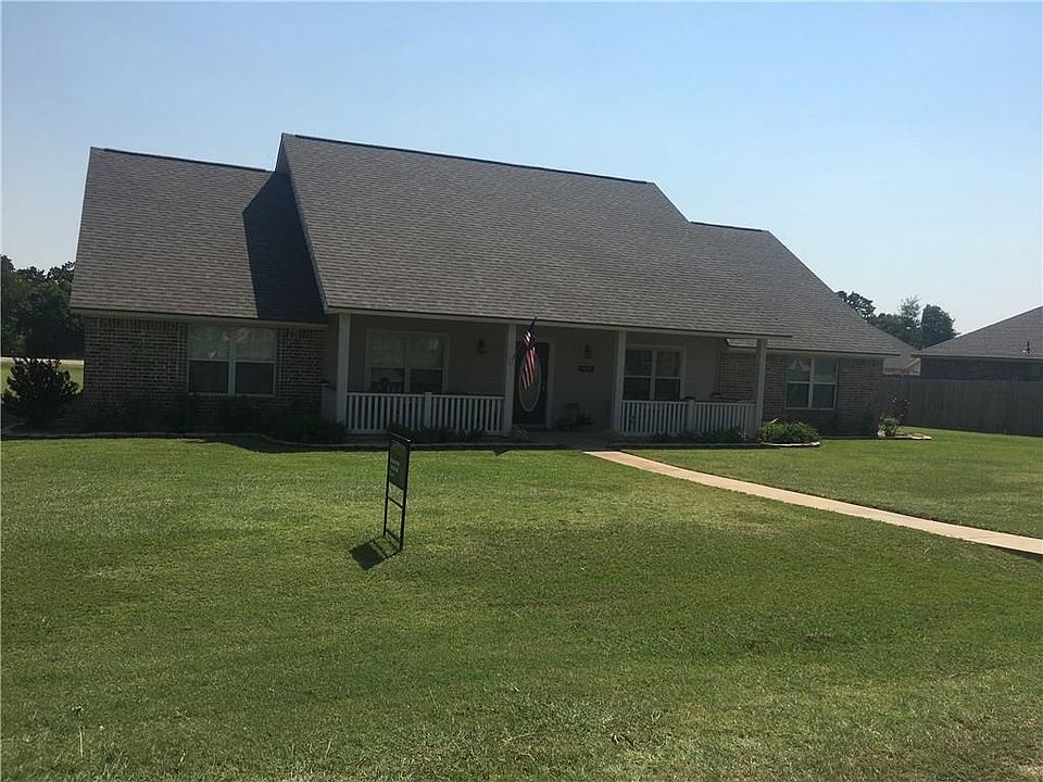 1st image of 504 Green Meadow Dr
