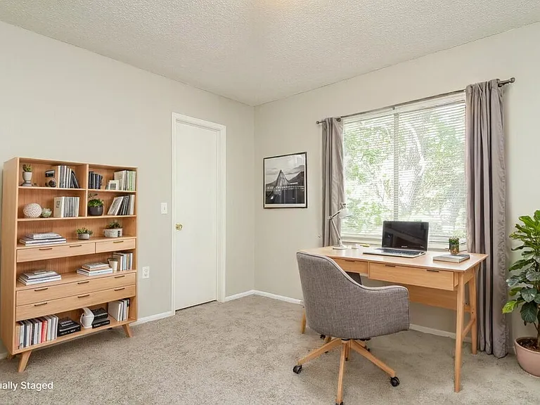 6803 Highland Blfs — Photo 15