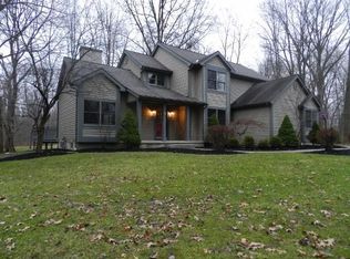 528 Carryback Dr SW, Pataskala, OH 43062