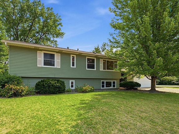 3rd image of 3996 Rahn Rd