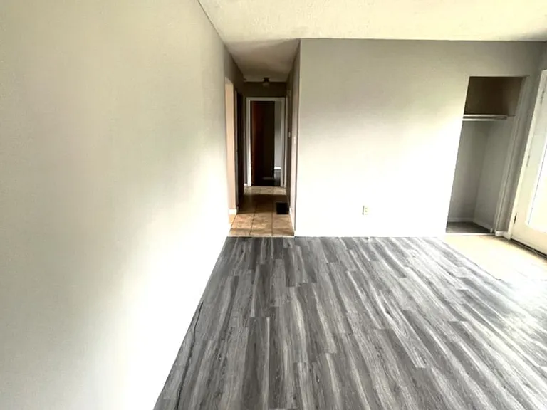 4920 Stokes Ct — Photo 14