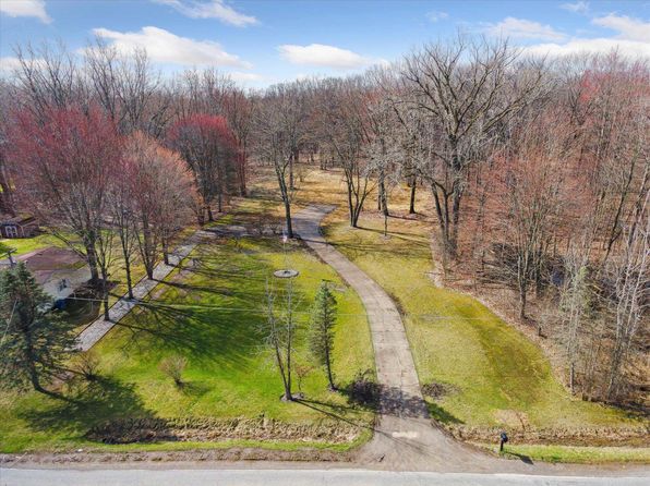 12537 Frost Rd, Hemlock, MI 48626