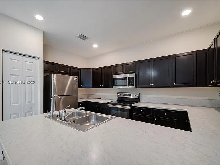 11508 SW 248th Ln #11508 — Photo 12