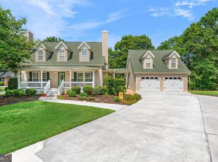 136 Grandview Ct, Hartwell, GA 30643