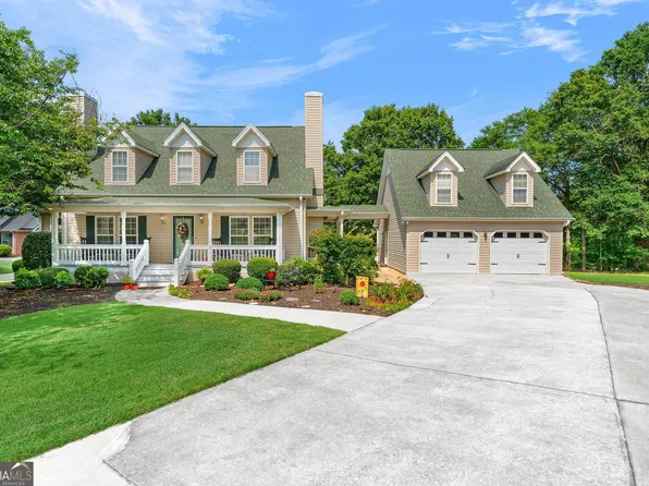 136 Grandview Ct, Hartwell, GA 30643