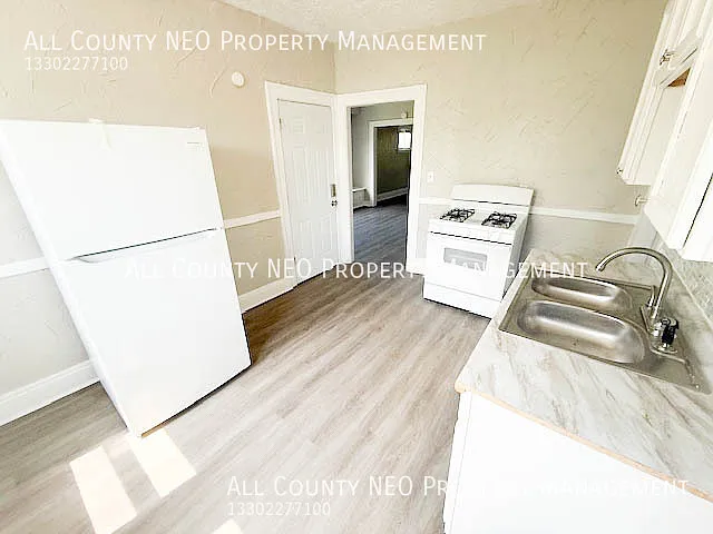 12114 Soika Ave #UP — Photo 12