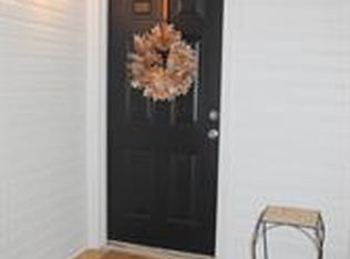 148 Brandy Mill Cir APT F, High Ridge, MO 63049