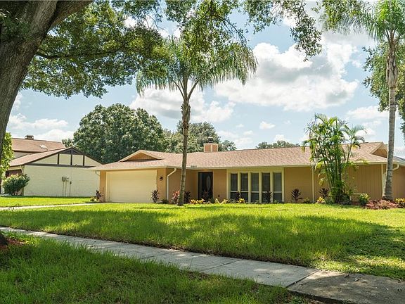 2nd image of 15324 Winding Creek Dr