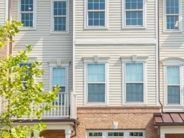 5 Sternadori Rd, Somerville, NJ 08876