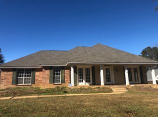 316 Crestview Dr, Madison, MS 39110