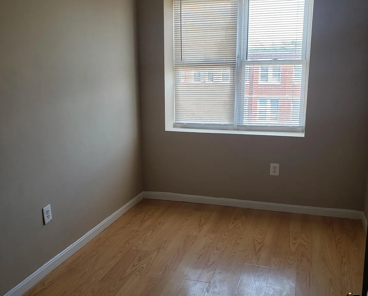 2 bed, $1,200 — Photo 3