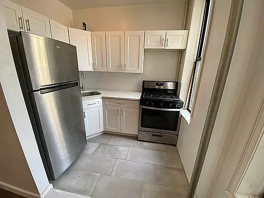 4th image of 1743 Lexington Ave APT 3
