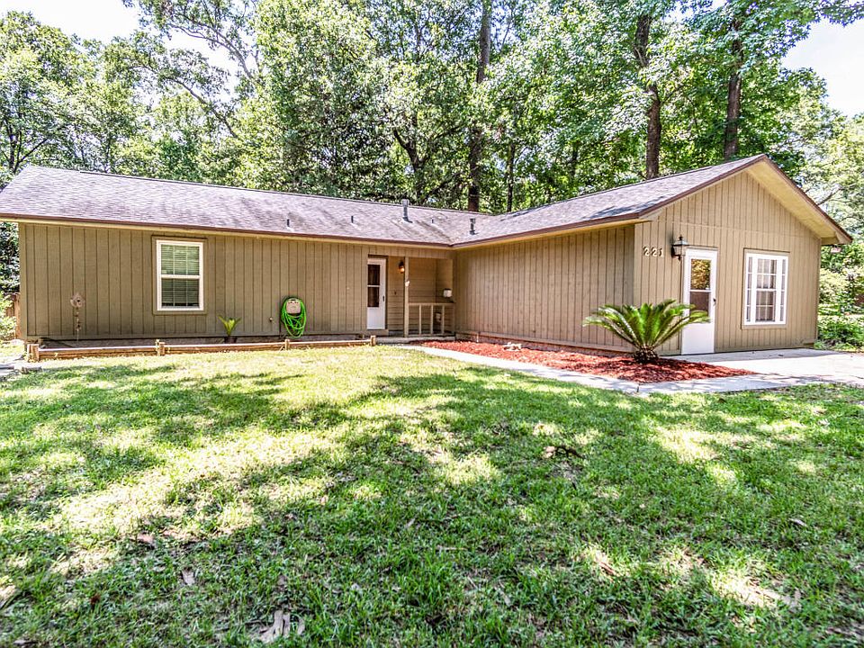 1st image of 221 Park Ln