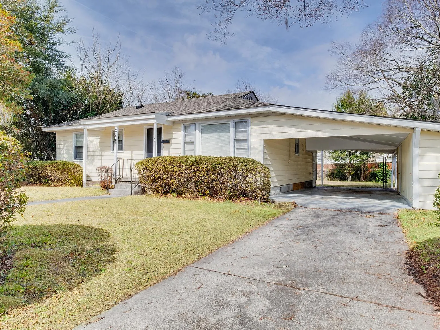 3 bed, 1100 sqft, $1,795 — Photo 3