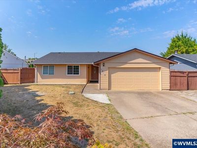 1035 Sparrow Dr NE, Salem, OR, 97301
