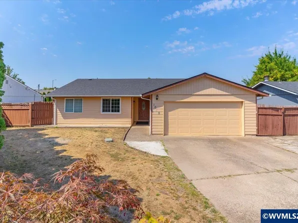 1035 Sparrow Dr NE, Salem, OR 97301