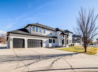 11711 S Stone Crest Cir, Riverton, UT 84065