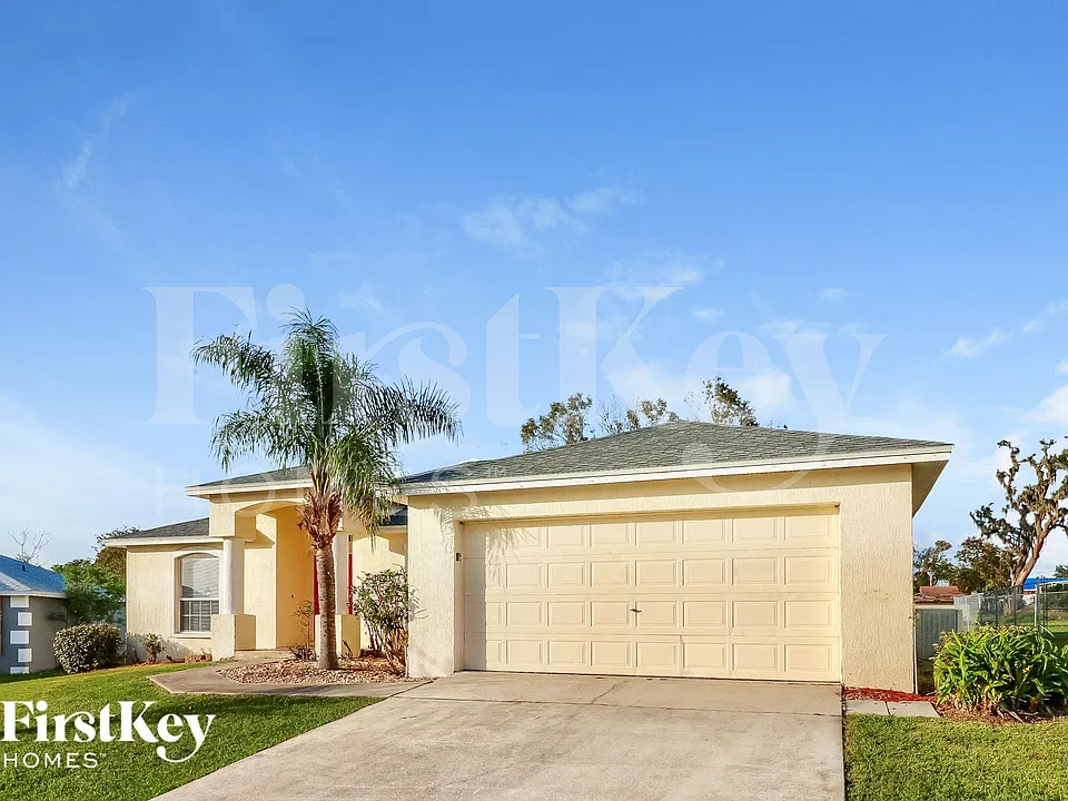 3519 Manor Loop