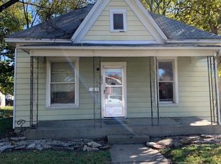 205 S 3rd St, Iola, KS 66749