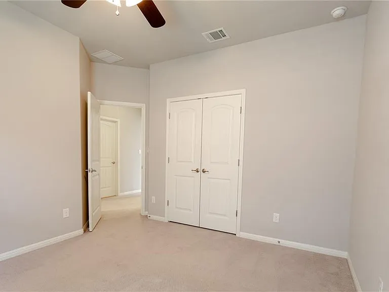 8238 Arezzo Dr — Photo 17