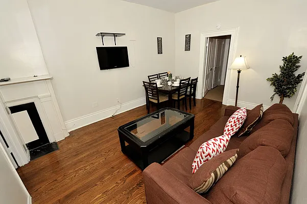 Rented by Eisenberg Exclusives | media 13