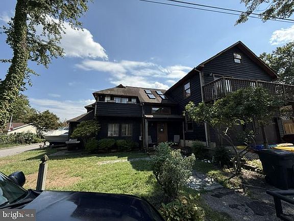 4th image of 324 Cove Rd