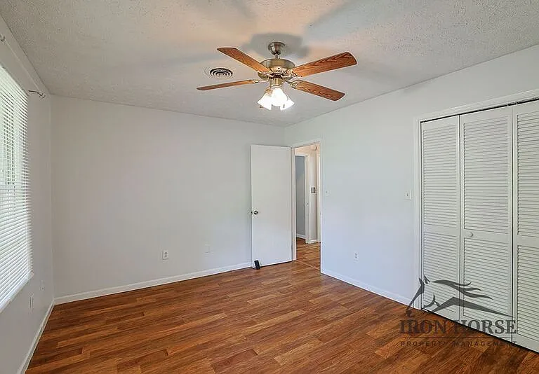 229 N Burson Ave #A — Photo 12