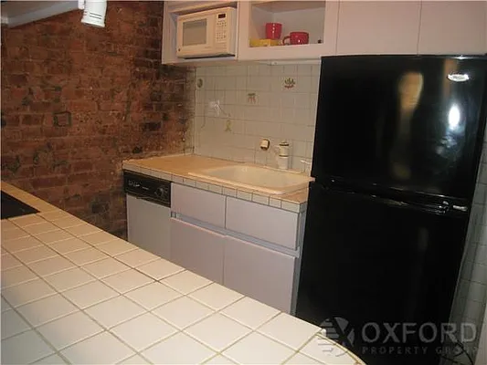 Rented by Oxford Property Group | media 9