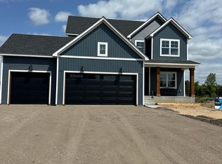 673 174th Ave NE, Ham Lake, MN 55304