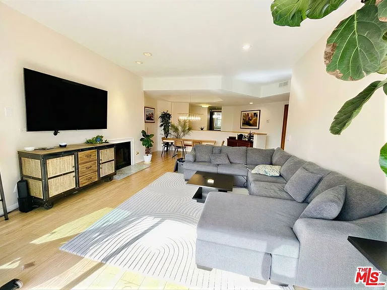 750 S Bundy Dr #203 — Photo 4