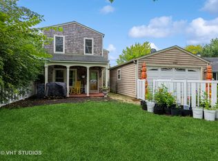21069 W Marion Ave, Mundelein, IL