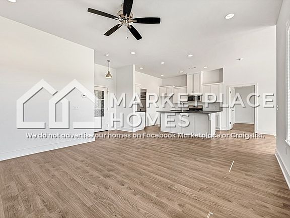 5th image of 375 Canada Dr