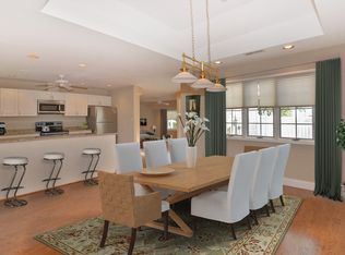 695 Shore Dr, Oakdale, NY 11769
