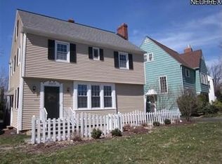 3554 Townley Rd, Shaker Heights, OH 44122