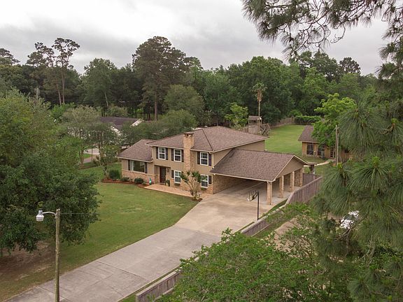 5th image of 135 Forest Dr