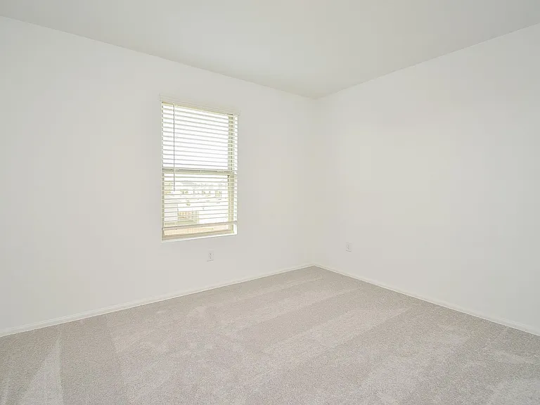 26811 Urraca Dr — Photo 14