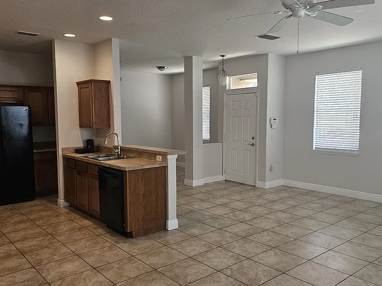 3970 Pemberly Pines Cir — Photo 32