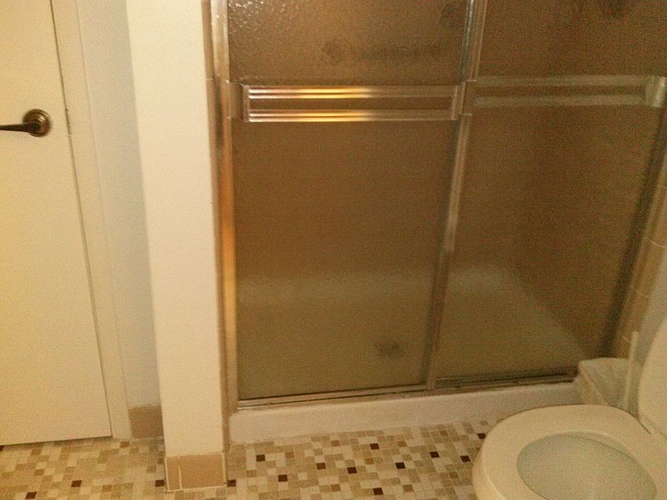 1st image of 964B Argyll Cir