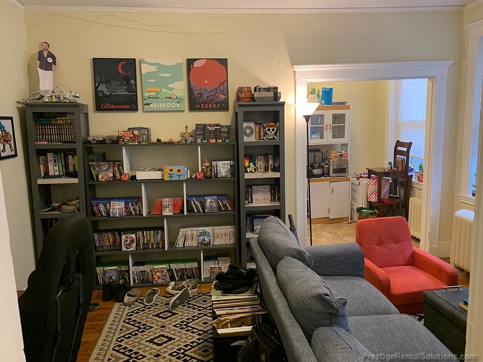 1st image of 65 Woodstock Ave #4